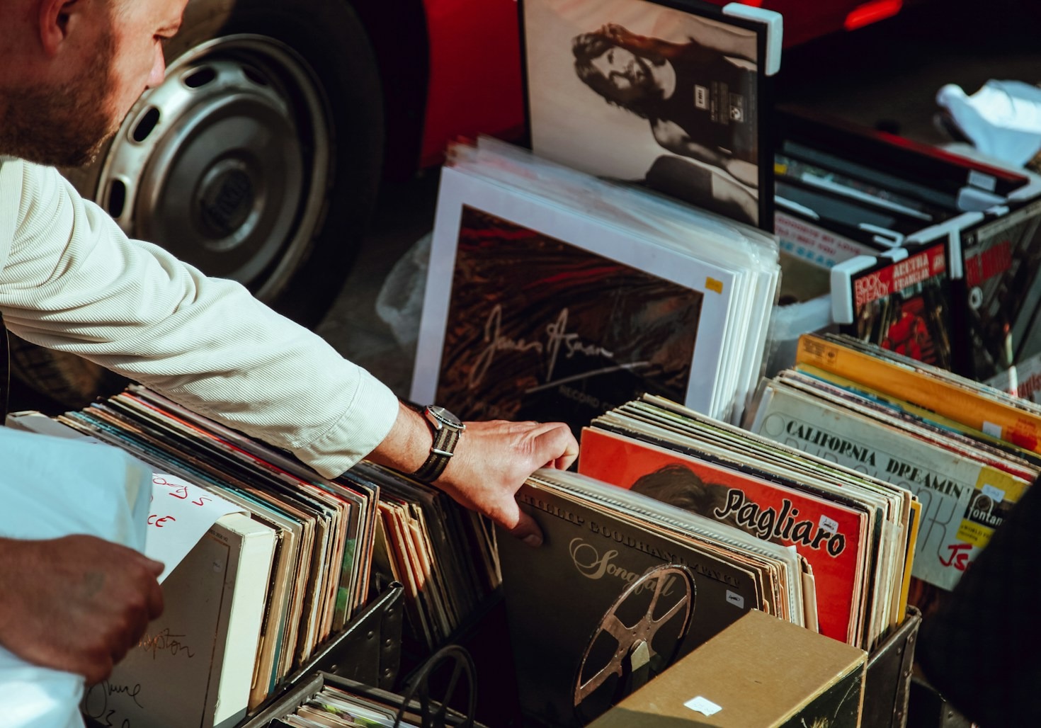 Exploring the Nostalgia of Retro Music Genres